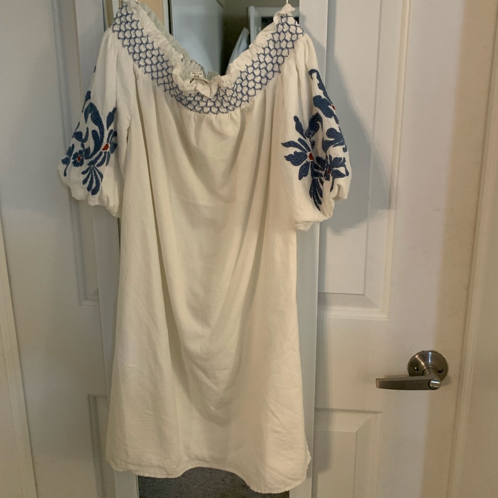White and blue florals off the shoulder dress. Size small